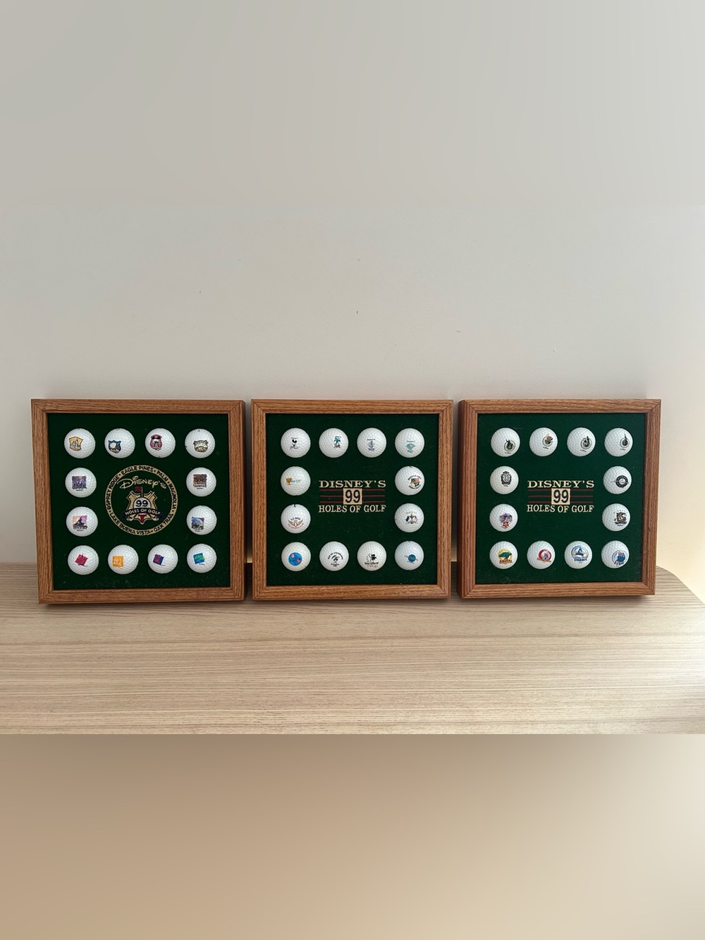 Disney - vintage Golf Balls in display cases